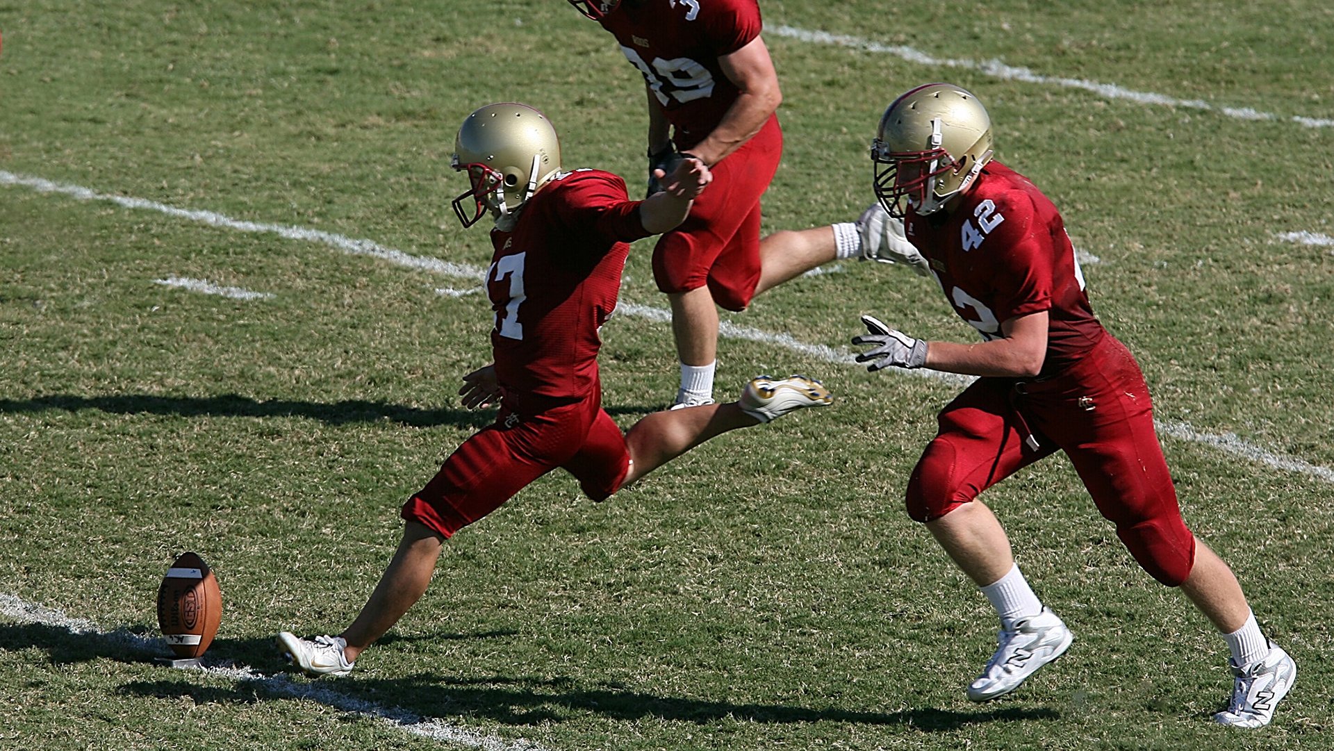 九游-美国男足在巴黎奥运会比赛中以3-1击败巴西，美国男足vs巴西